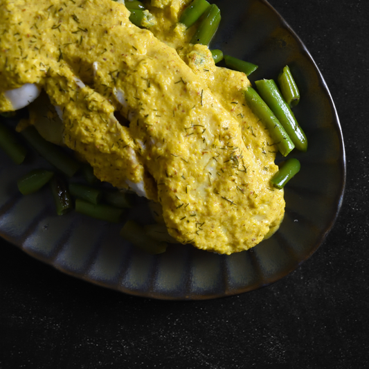 Merluza en Salsa de Almendras y Azafrán con Judías Verdes y Patatas