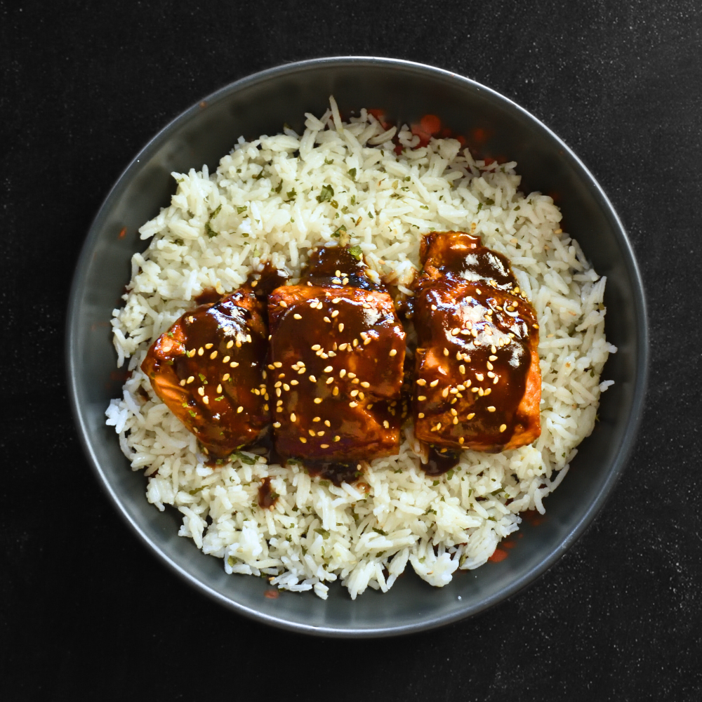 Salmón Glaseado en Miso con Arroz Basmati