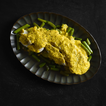 Merluza en Salsa de Almendras y Azafrán con Judías Verdes y Patatas