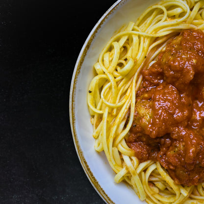 Espaguetis con Albóndigas