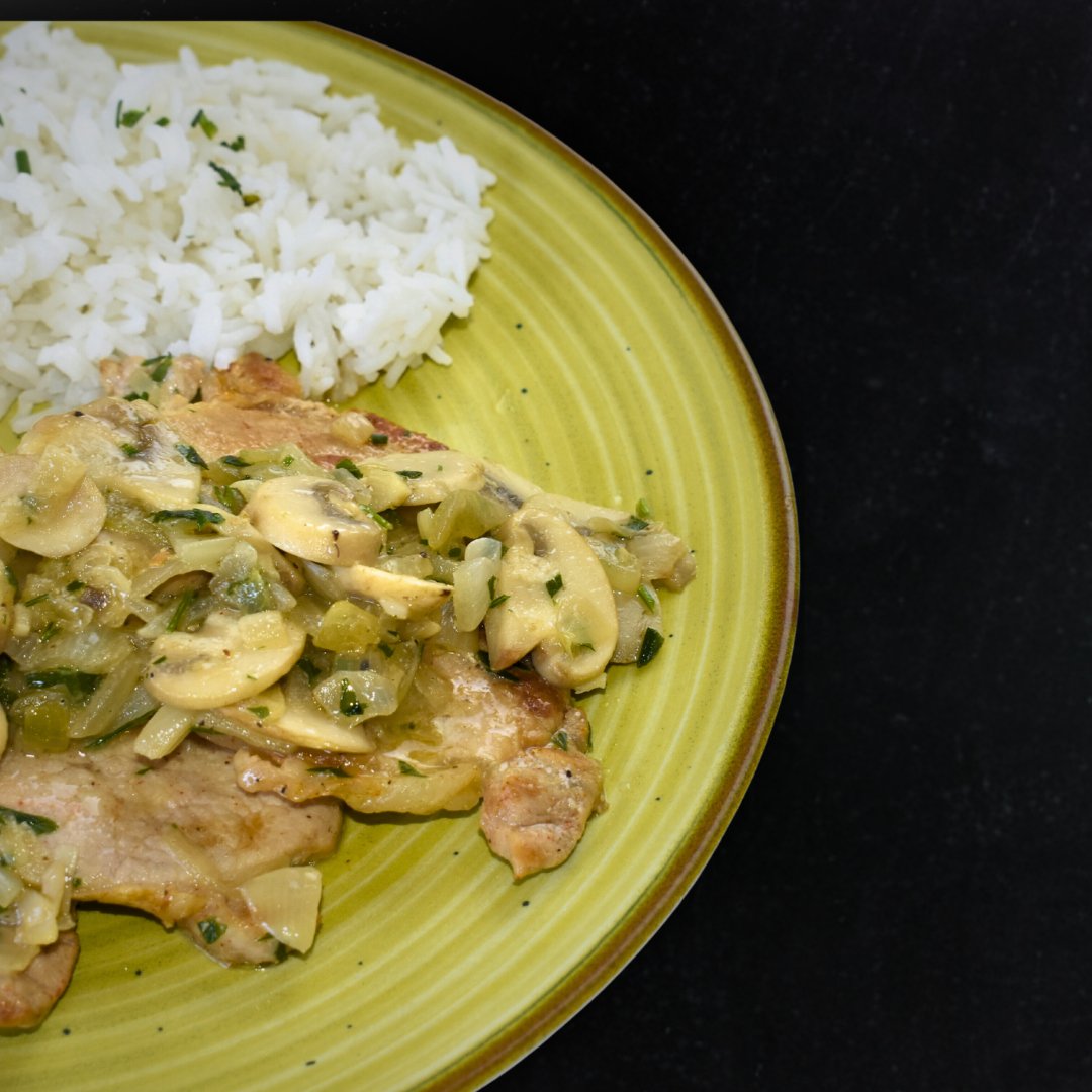 Lomo al Vino con Champiñones y Arroz